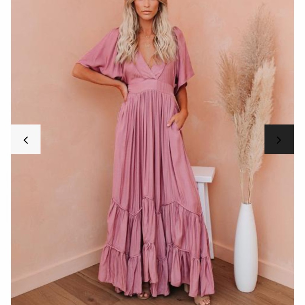 Vici Seafoam season pocketed tiered maxi dress
